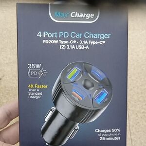 Black 4 Port PD Car Charger
